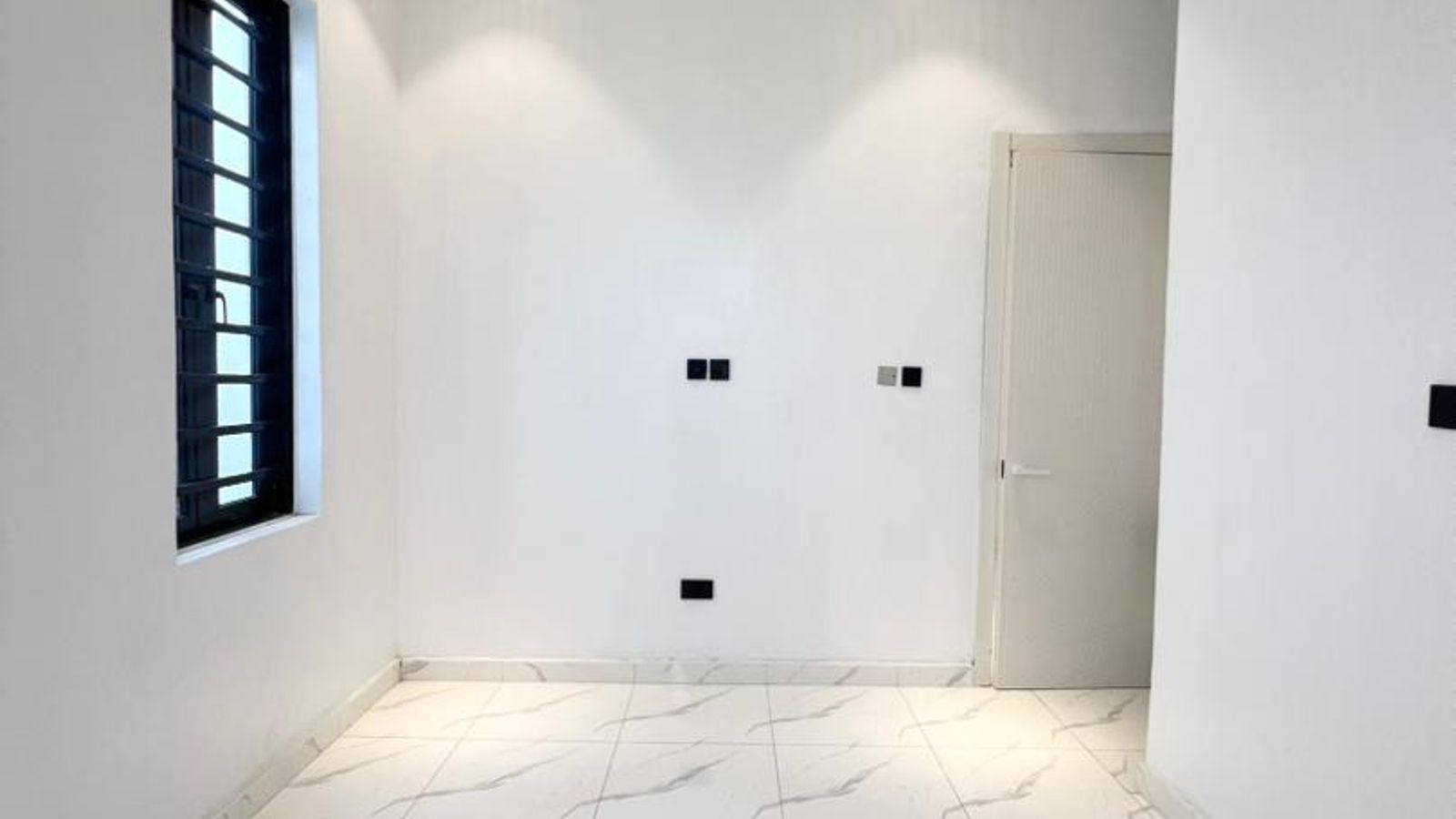 4 Bedroom Fully Detached Duplex