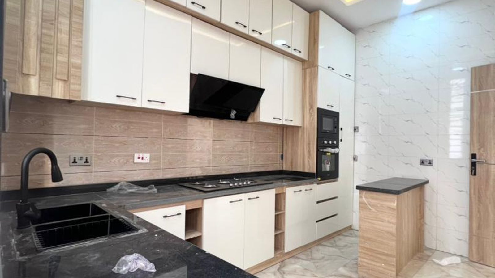 3 Bedroom Terrace Duplex