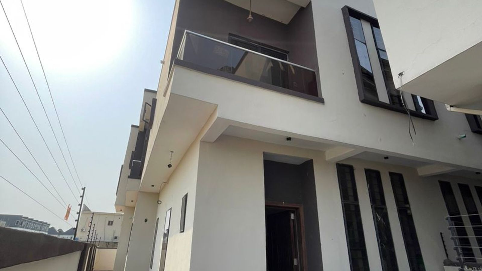 4 Bedroom Fully Detached Duplex