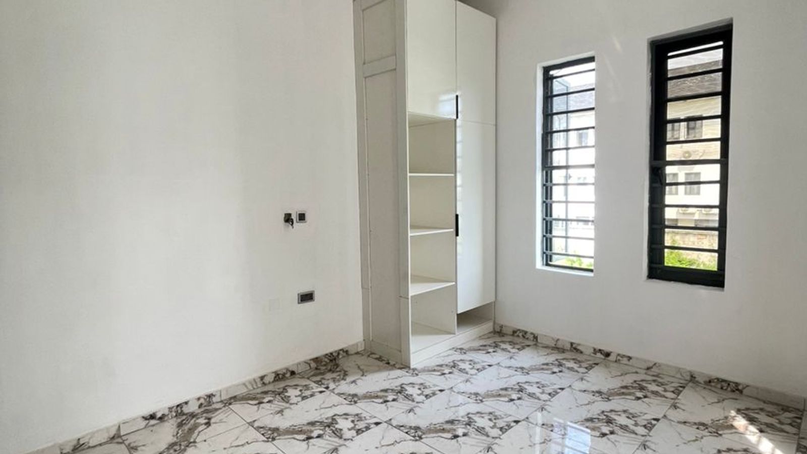 4 Bedroom Fully Detached Duplex