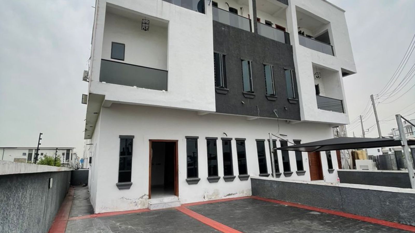 4 Bedroom Semi Detached Duplex