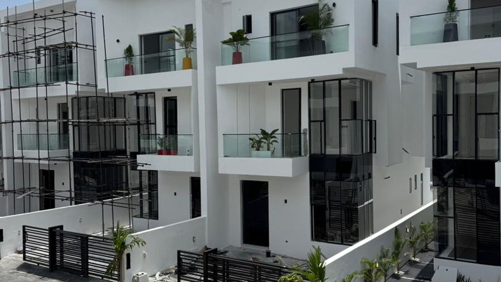 4 Bedroom Semi Detached Duplex