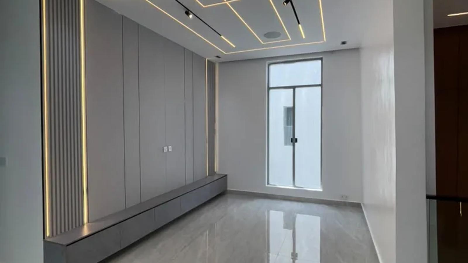 5 Bedroom Fully Detached Duplex