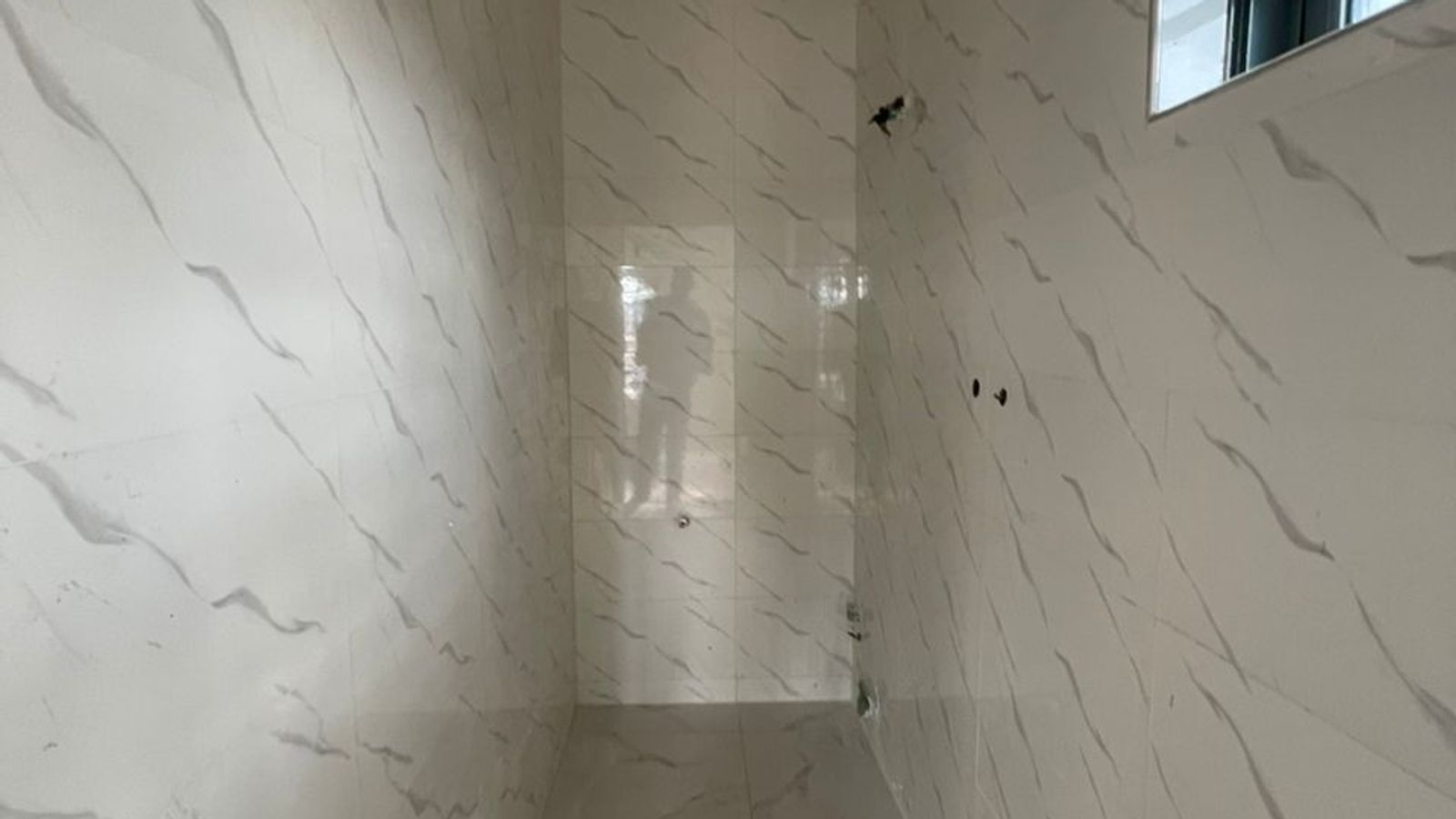 6 Bedroom Fully Detached Duplex