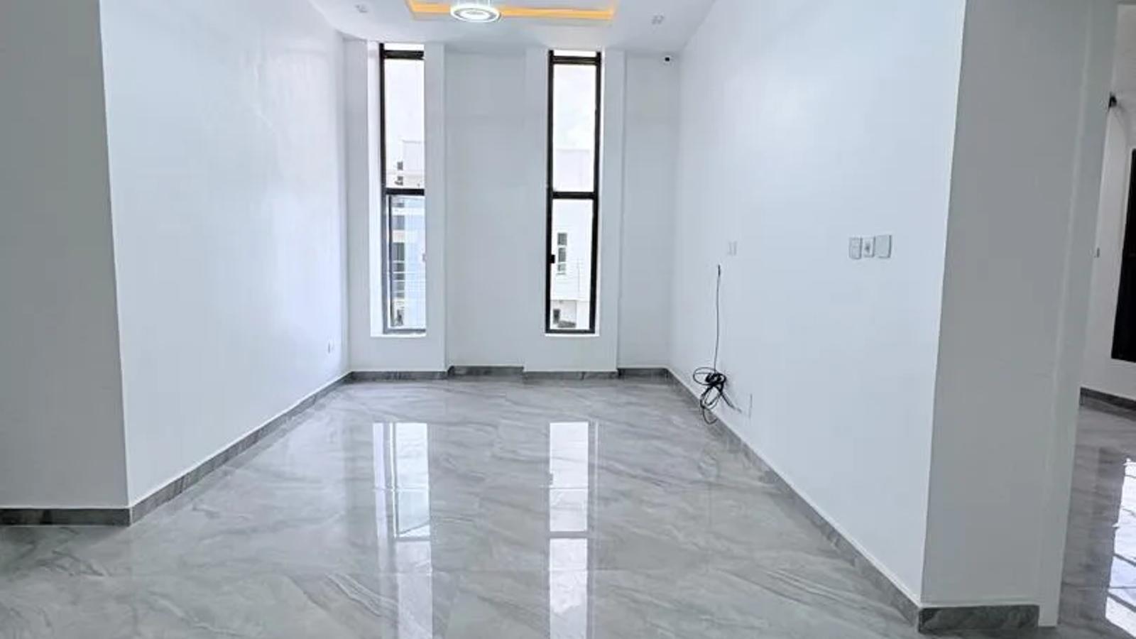 5 Bedroom Fully Detached Duplex