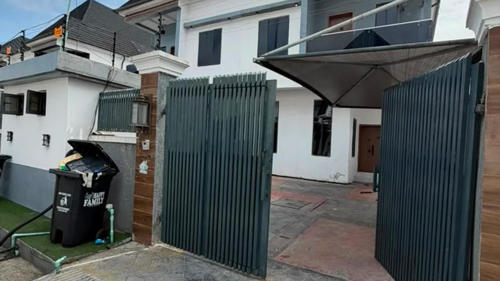 4 Bedroom Semi Detached Duplex