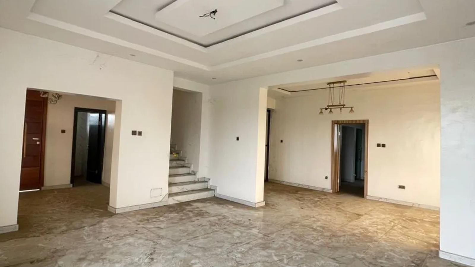 4 Bedroom Fully Detached Duplex