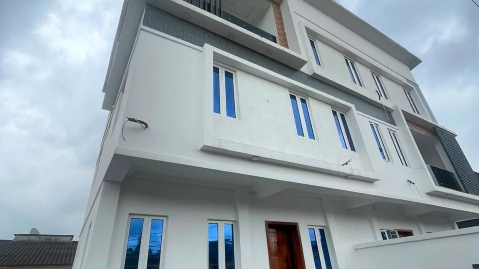 4 BEDROOM SEMI-DETACHED WITH BQ