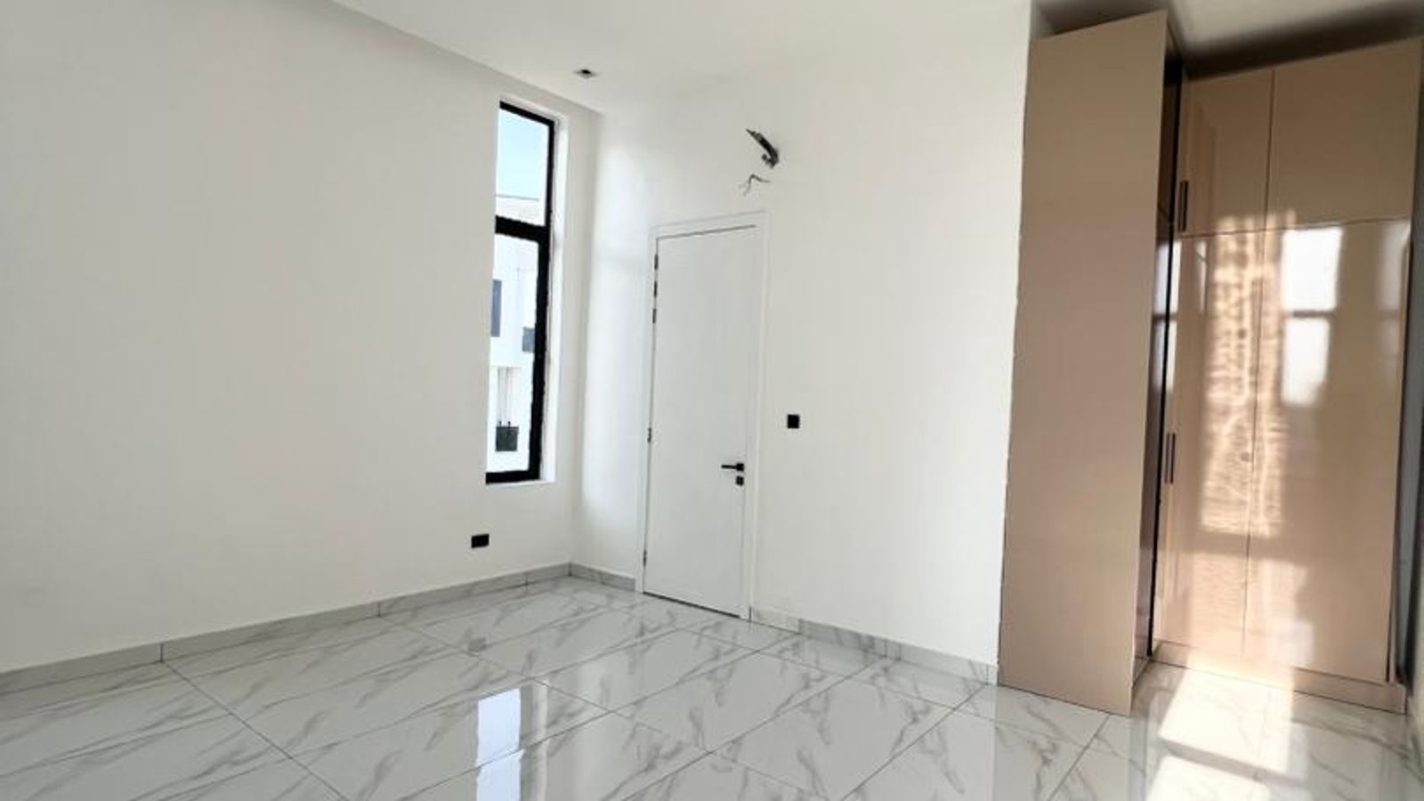 5 Bedroom Fully Detached Duplex