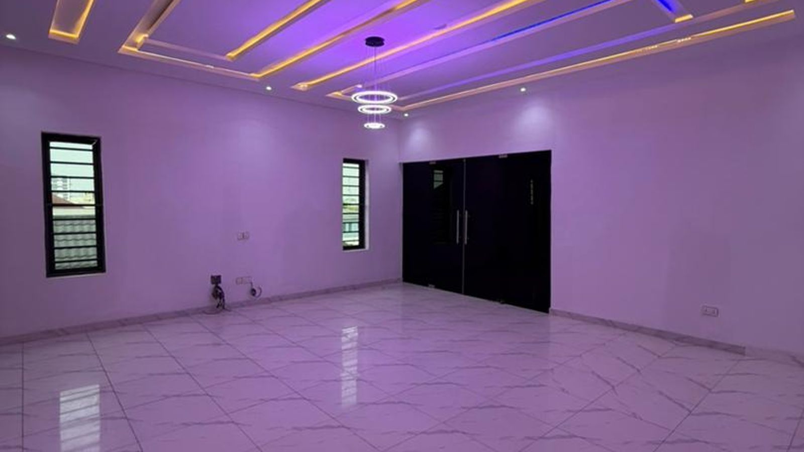 5 Bedroom Fully Detached Duplex