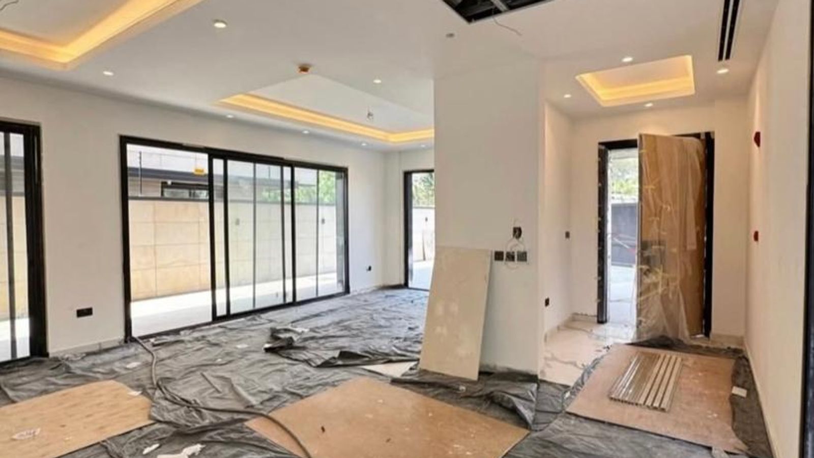5 Bedroom Fully Detached Duplex