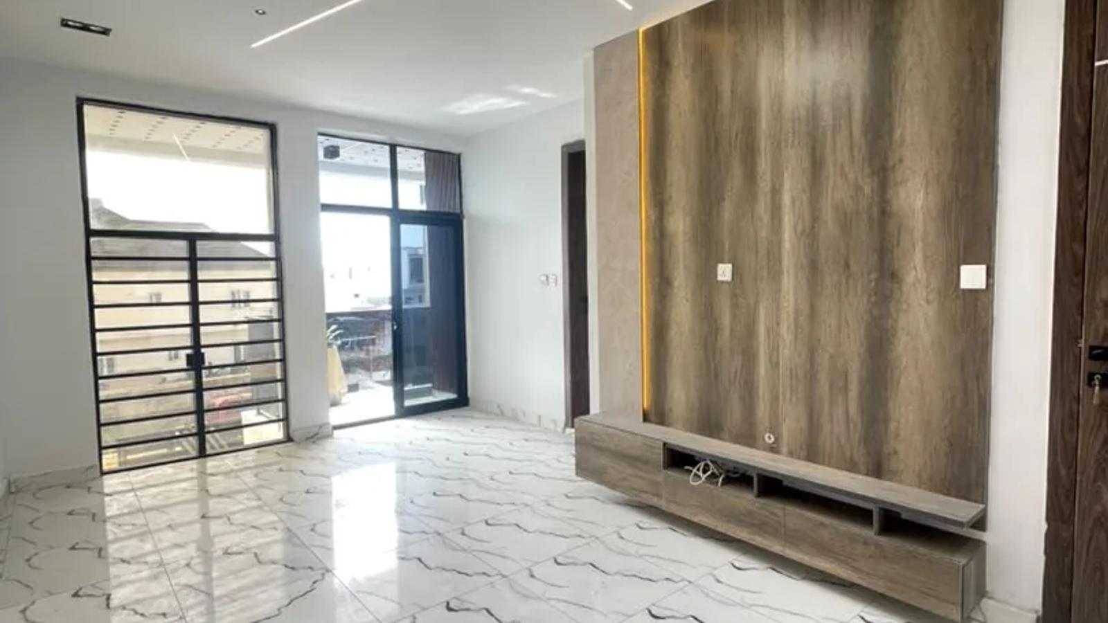 4 Bedroom Fully Detached Duplex