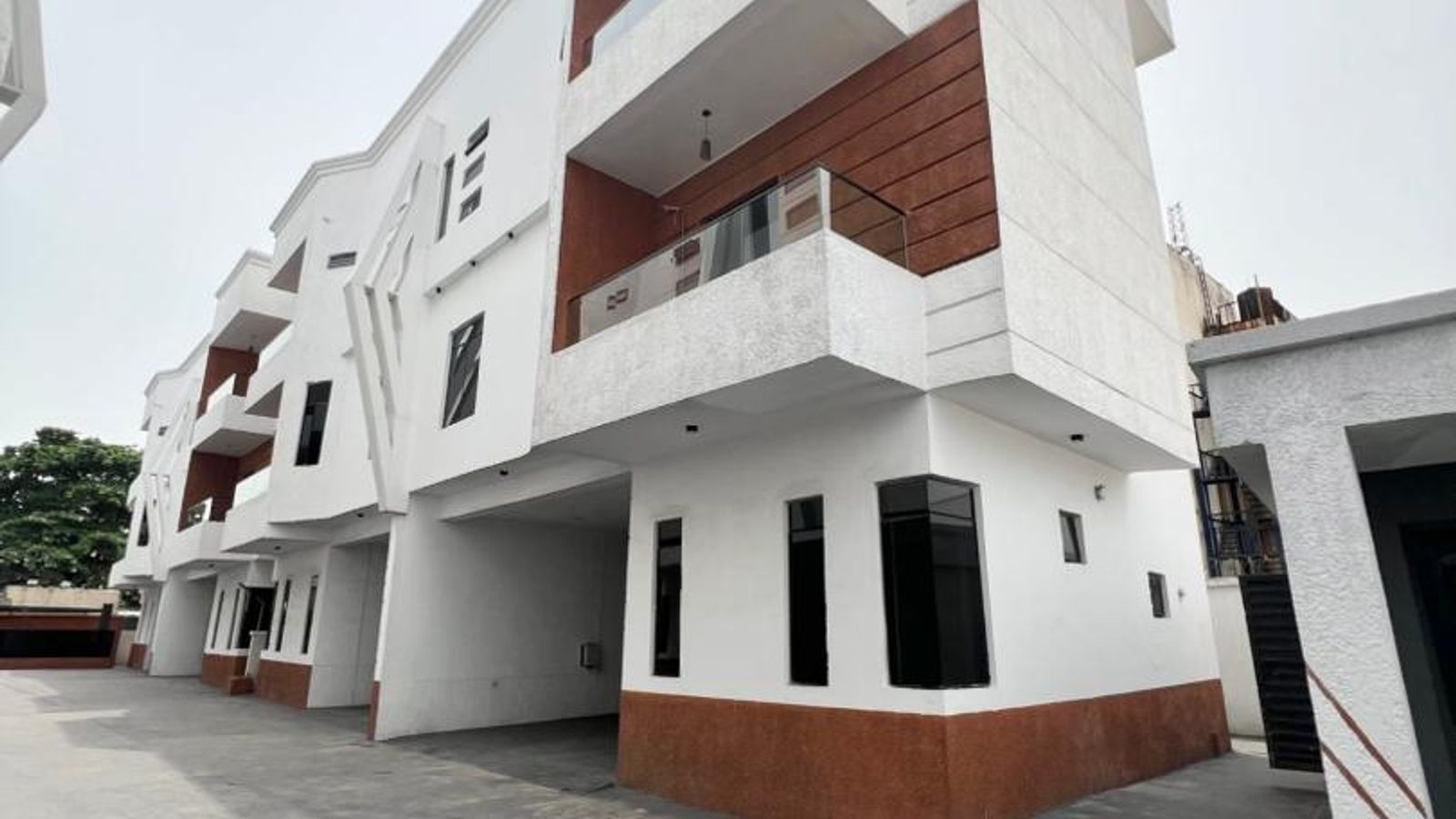 4 Bedroom Terrace Duplex