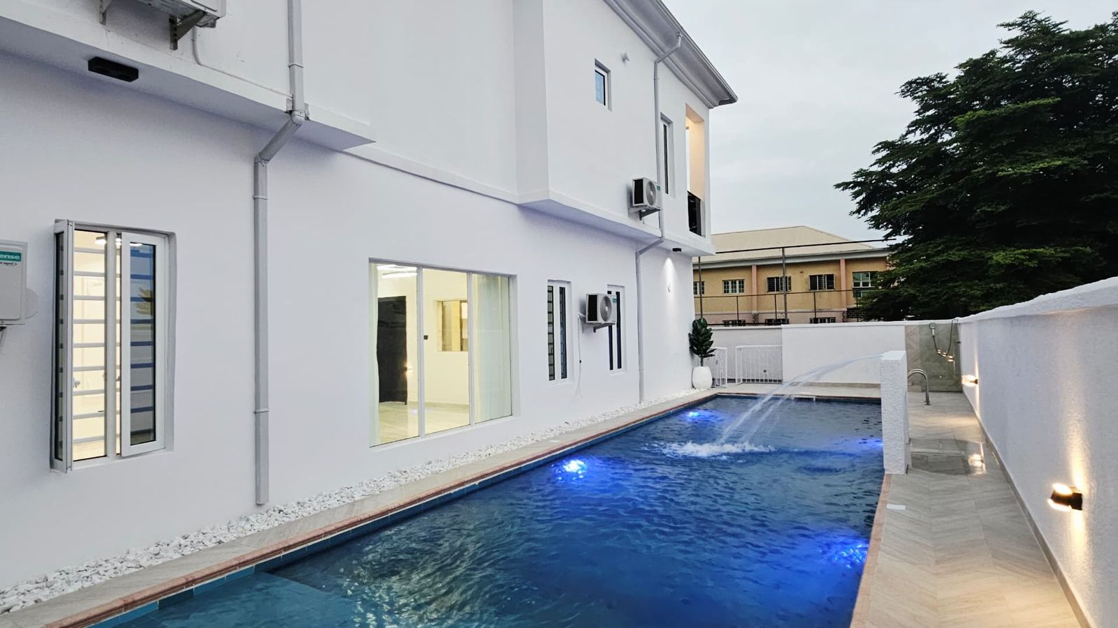5 Bedroom Fully Detached Duplex