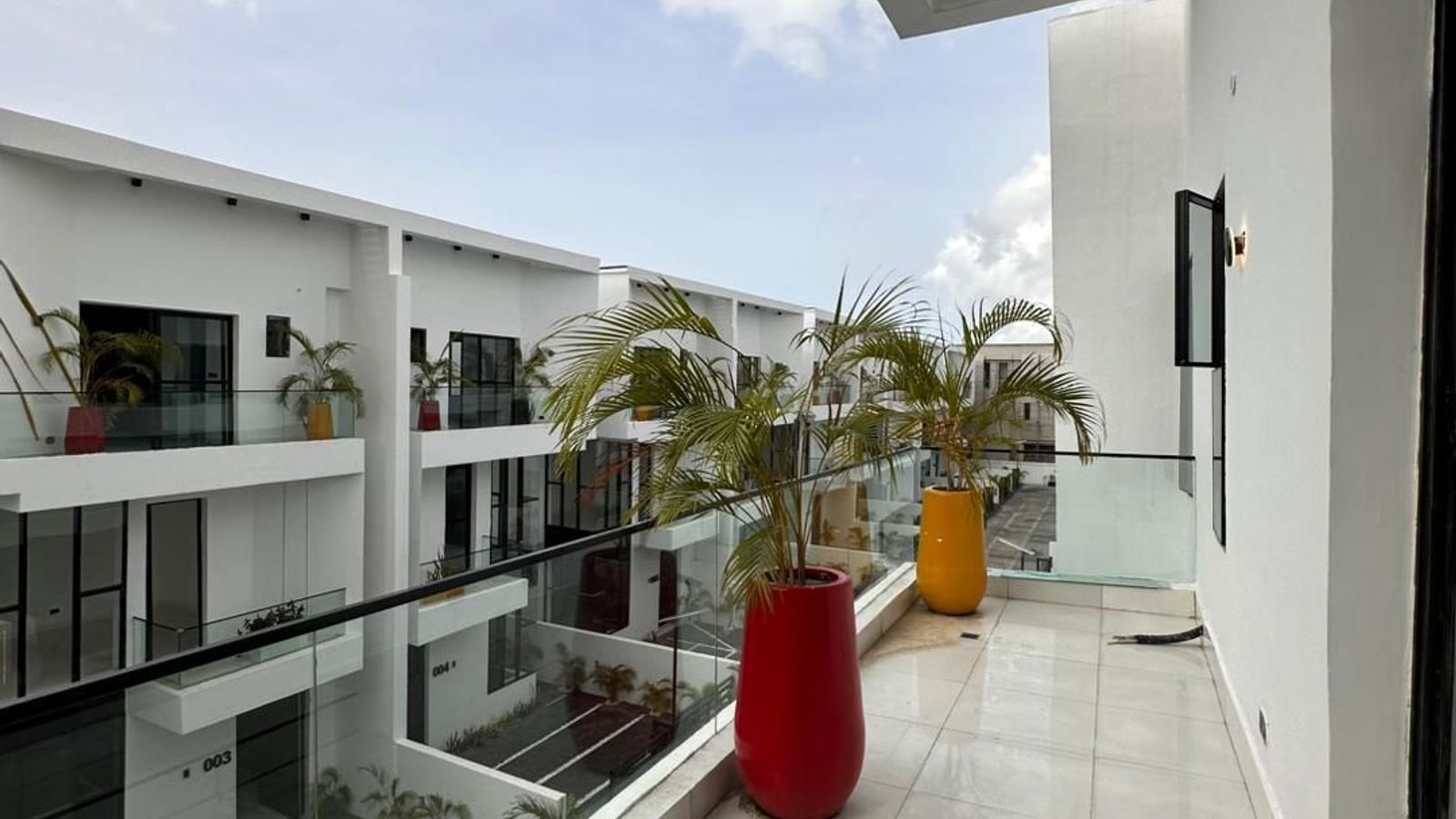 5 Bedroom Fully Detached Duplex