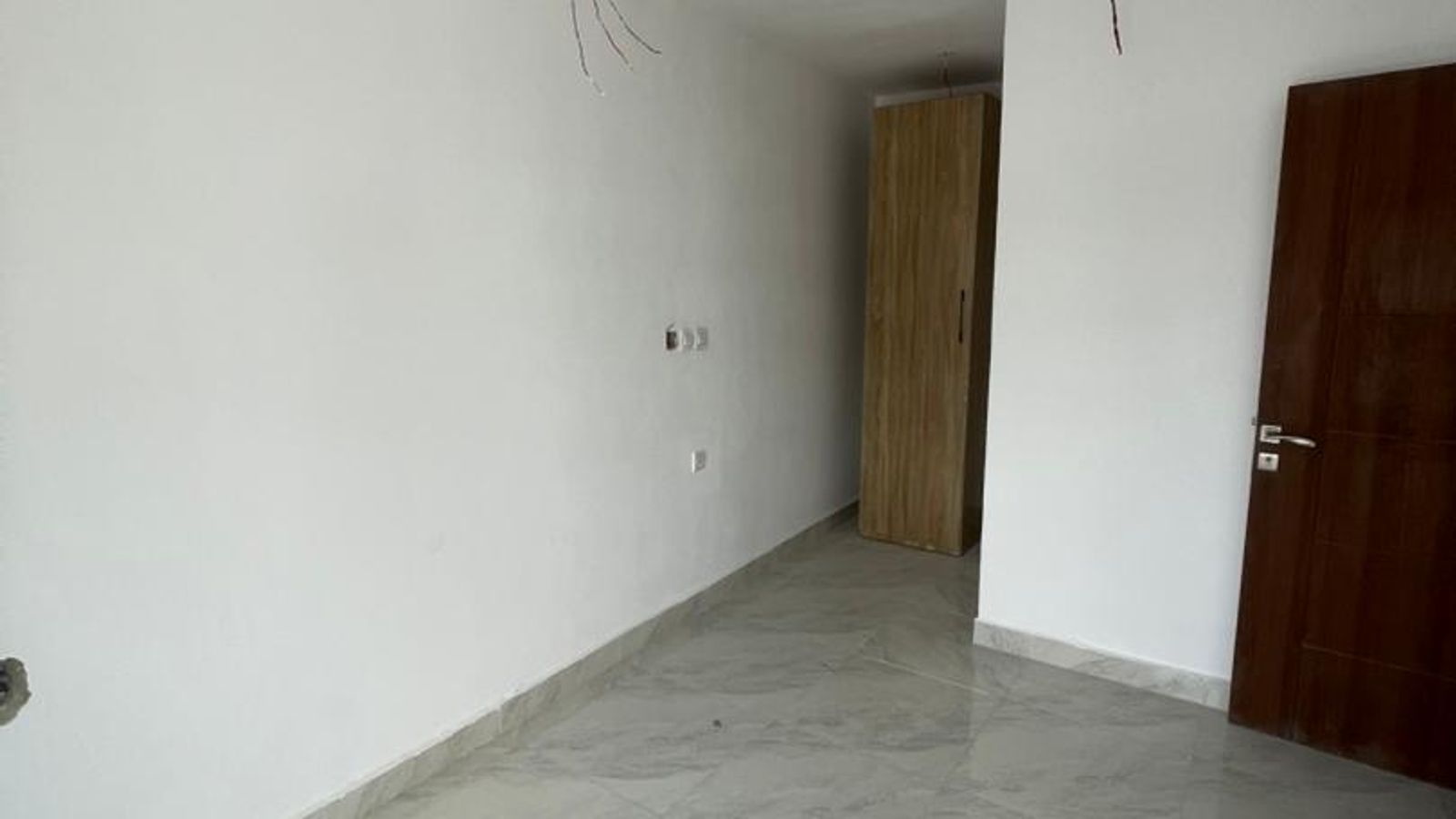 2 Bedroom Maisonette