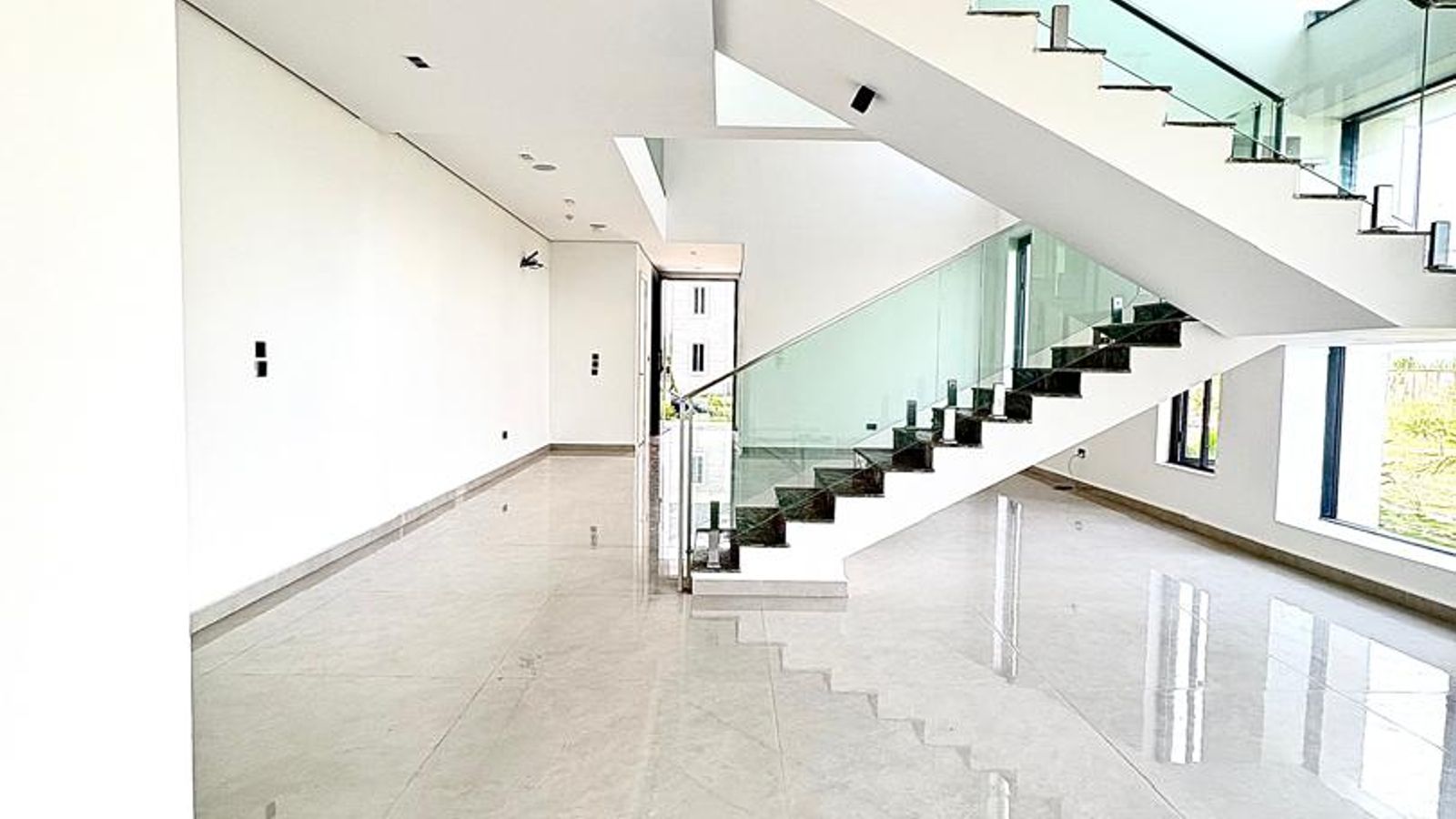 4 Bedroom Semi Detached Duplex