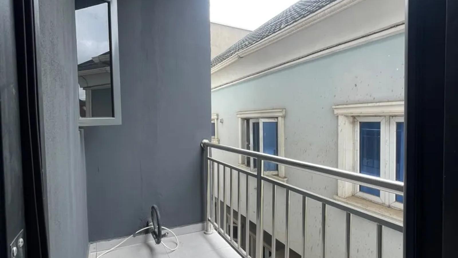 3&4 BEDROOM DUPLEX