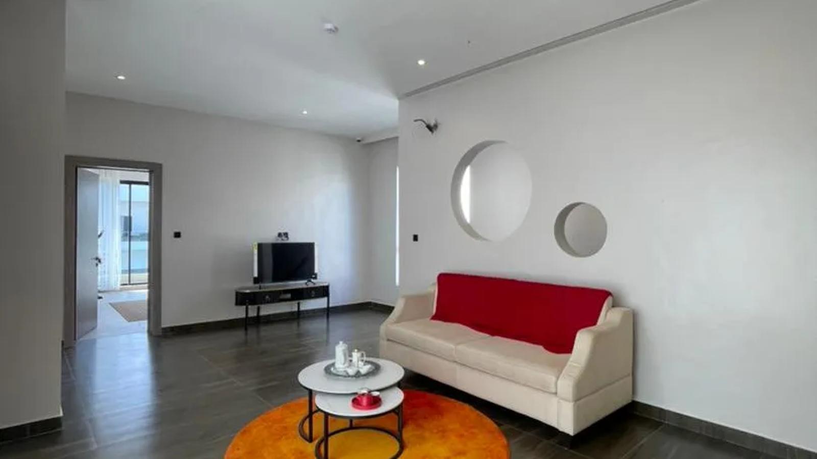 5 Bedroom Fully Detached Duplex
