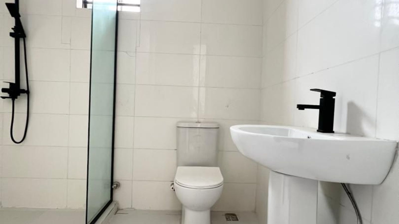 4 Bedroom Semi Detached Duplex