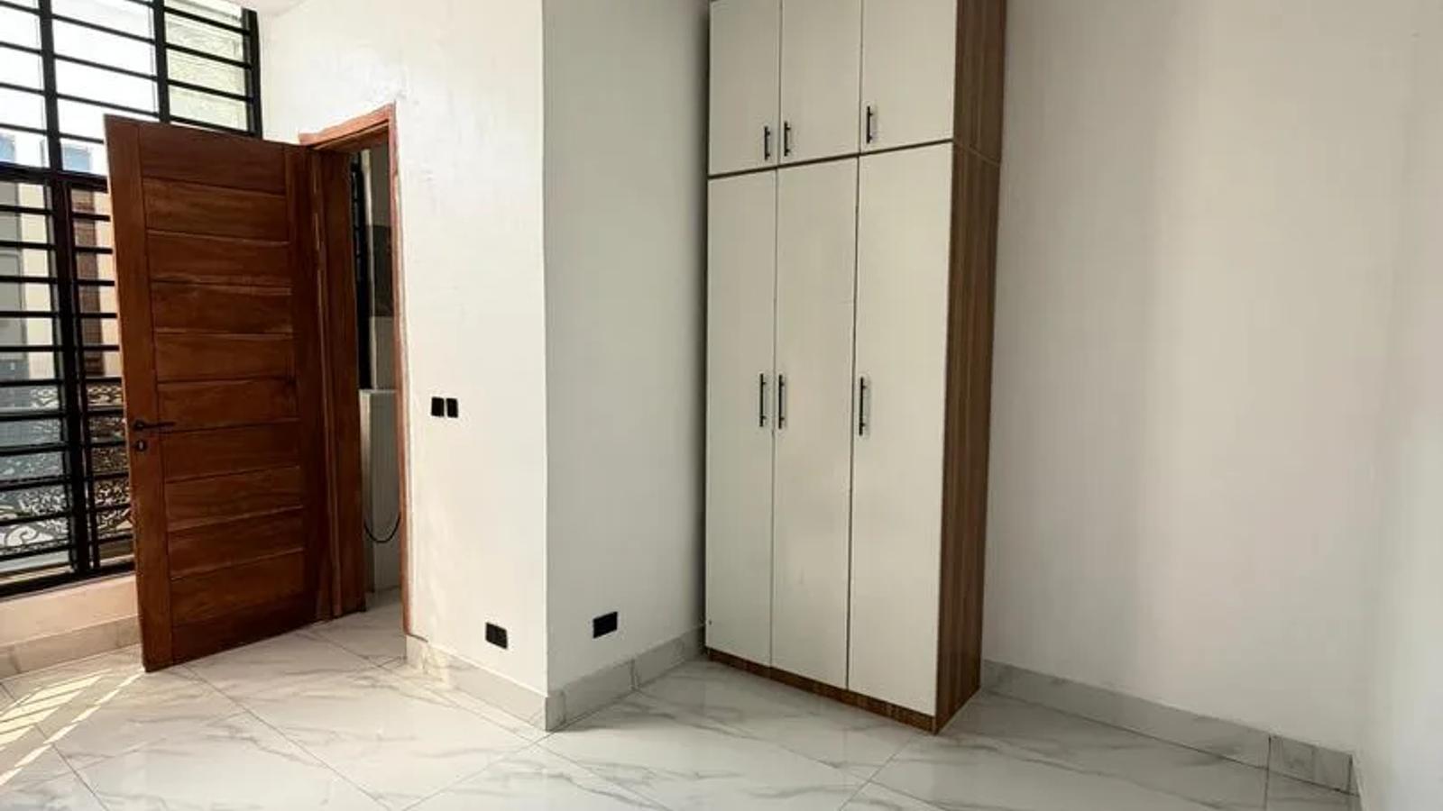 2 Bedroom Serviced Penthouse Apartment