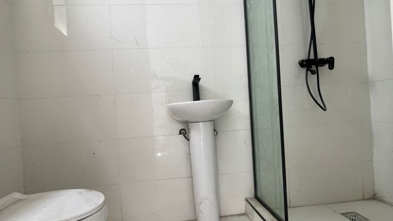 5 Bedroom Fully Detached Duplex