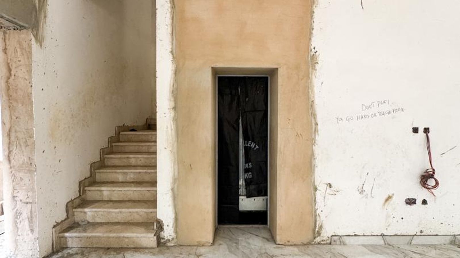 6 Bedroom Fully Detached Duplex
