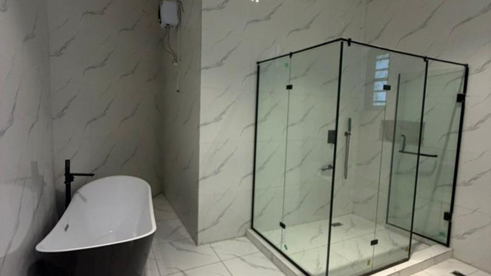 5 Bedroom Fully Detached Duplex