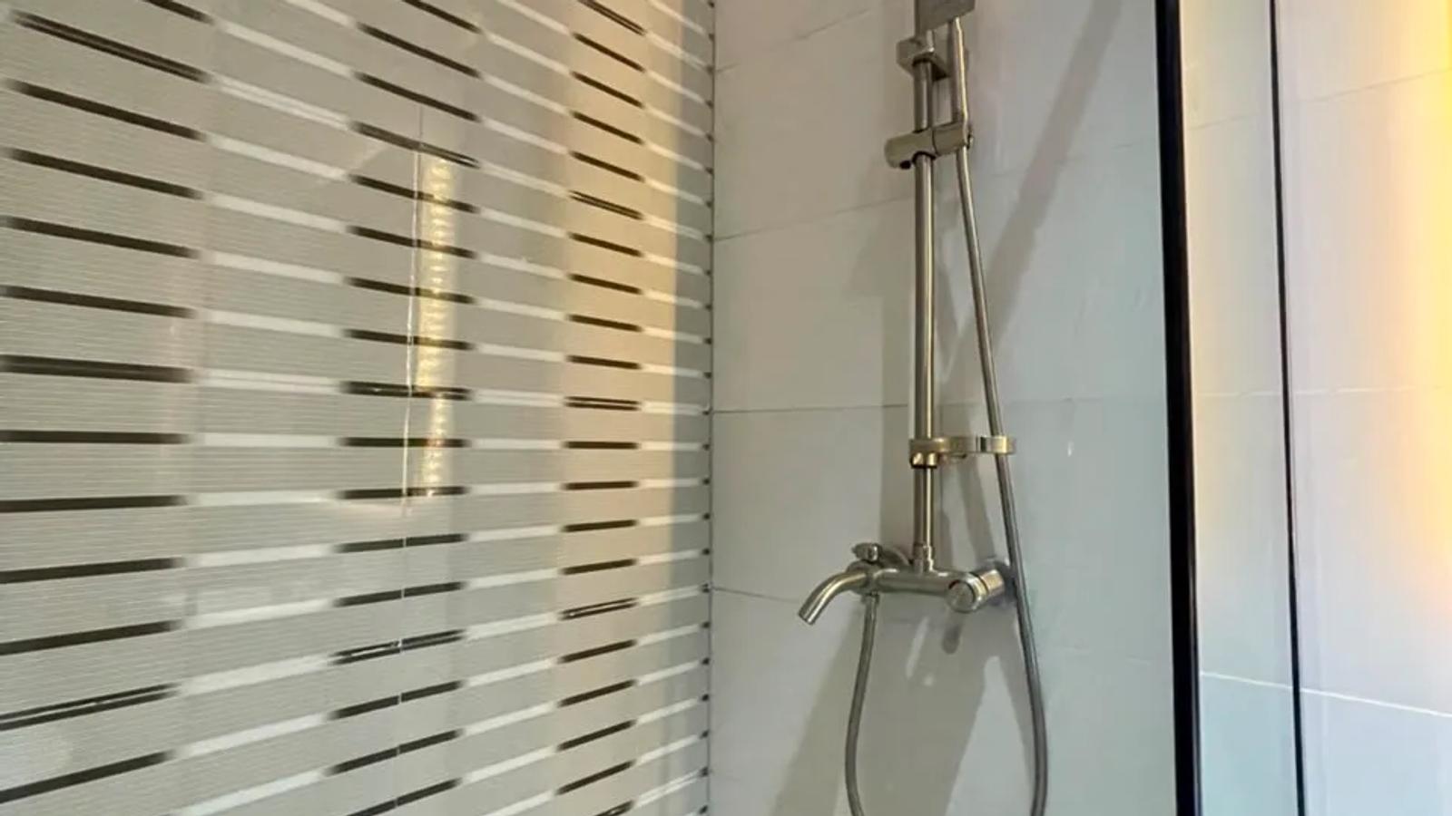 4 BEDROOM TERRACE WITH BQ