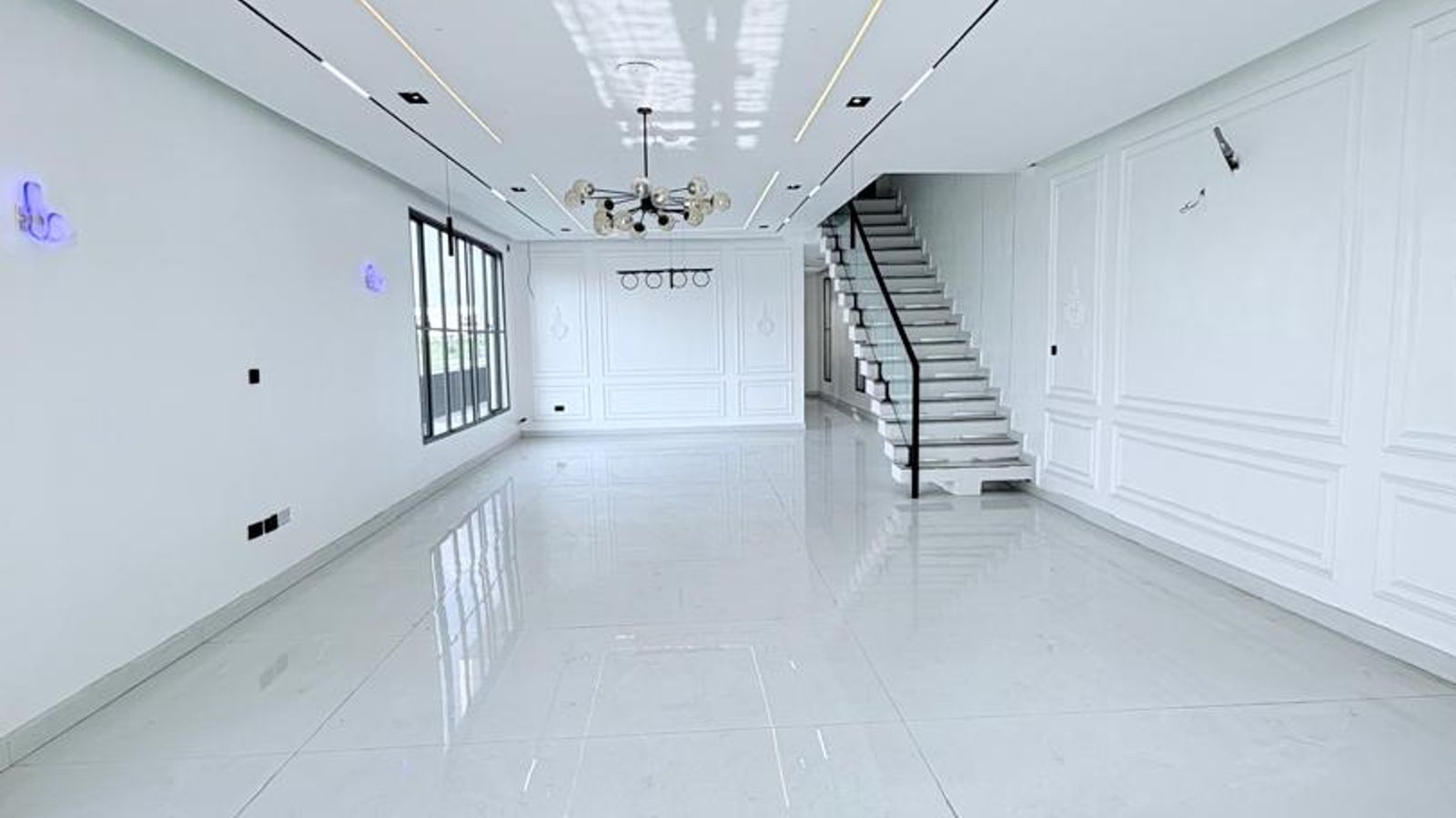 5 Bedroom Fully Detached Duplex