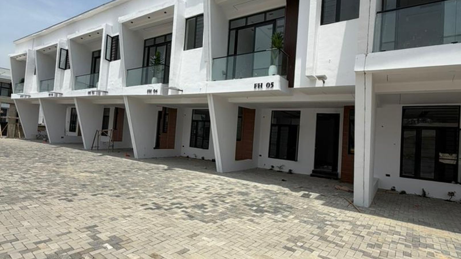 4 Bedroom Terrace Duplex