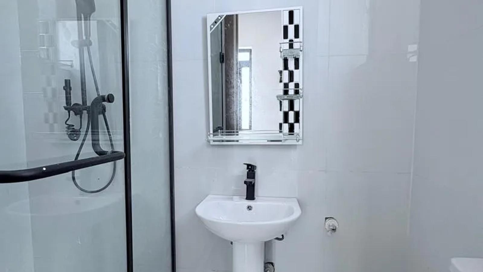 4 Bedroom Fully Detached Duplex
