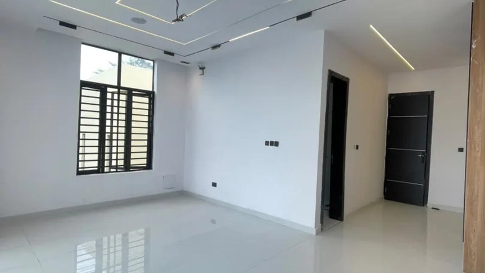 4 Bedroom Semi Detached Duplex