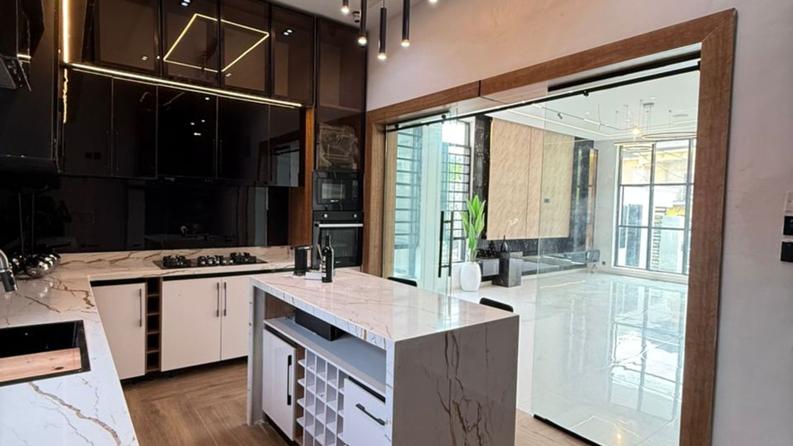5 Bedroom Fully Detached Duplex