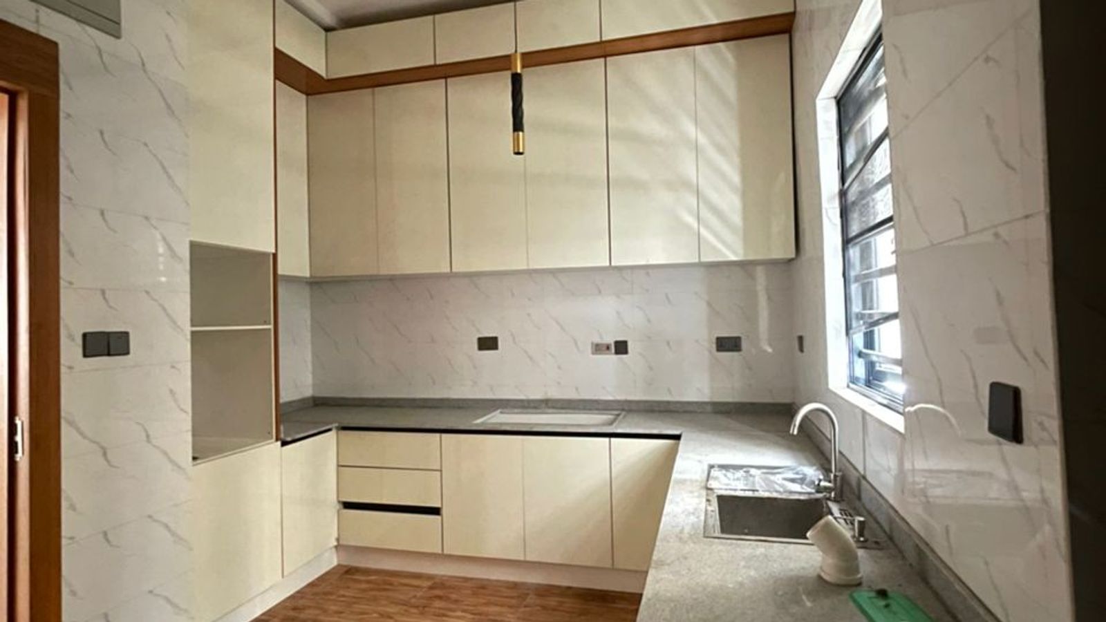 5 Bedroom Semi Detached Duplex