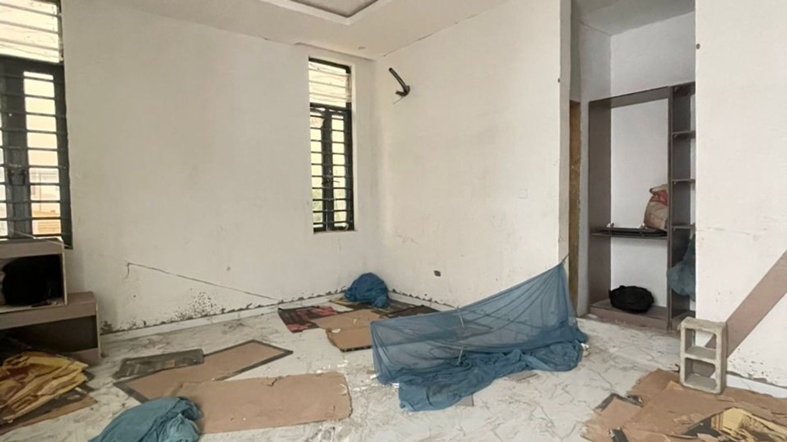 5 Bedroom Fully Detached Duplex