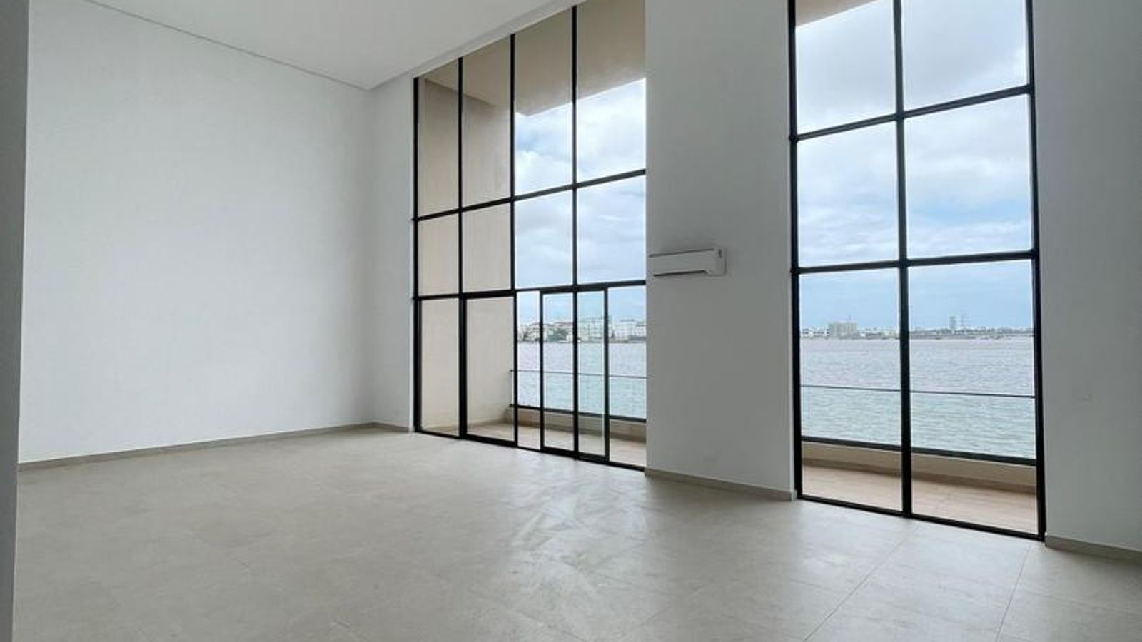 5 Bedroom Fully Detached