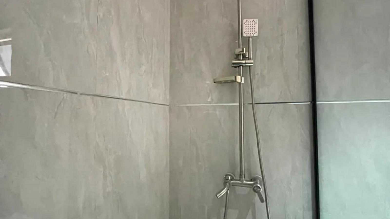 4 BEDROOM TERRACE WITH BQ