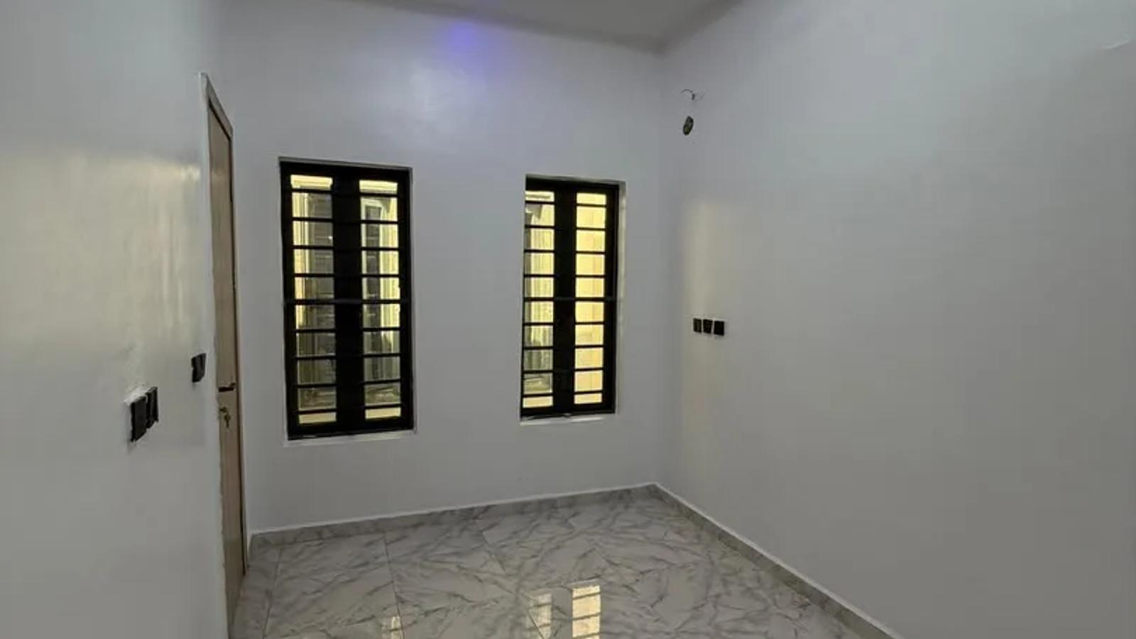 4 Bedroom Fully Detached Duplex
