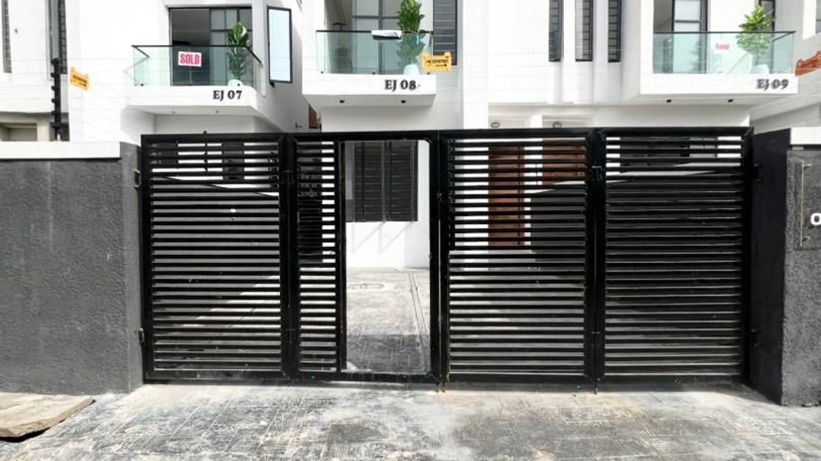 4 Bedroom Semi Detached Duplex
