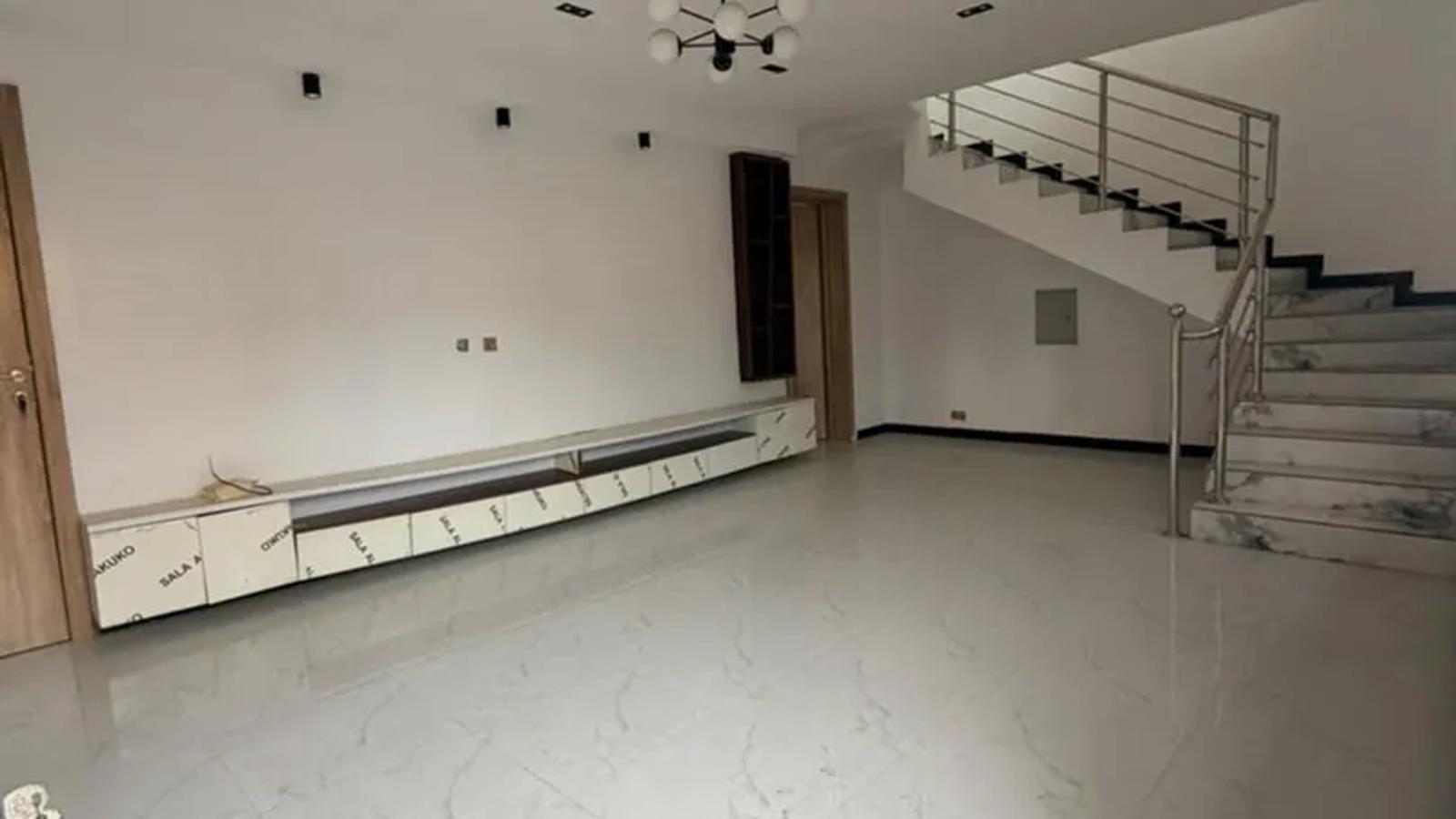 4 Bedroom Semi Detached Duplex