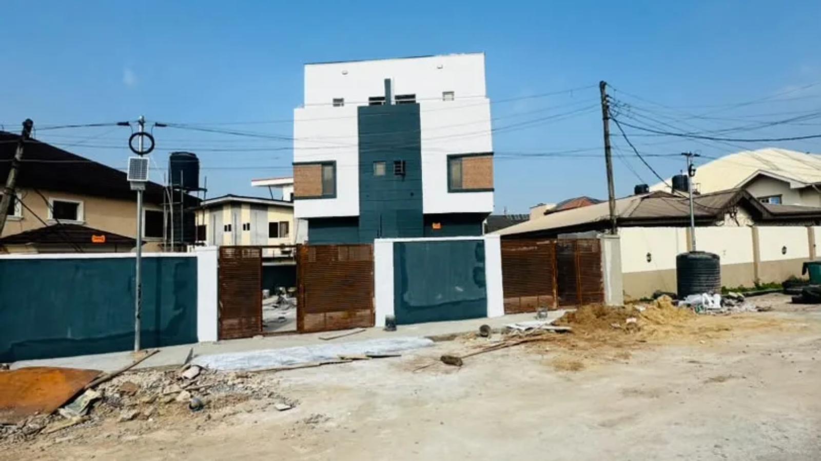 4 Bedroom Semi Detached Duplex