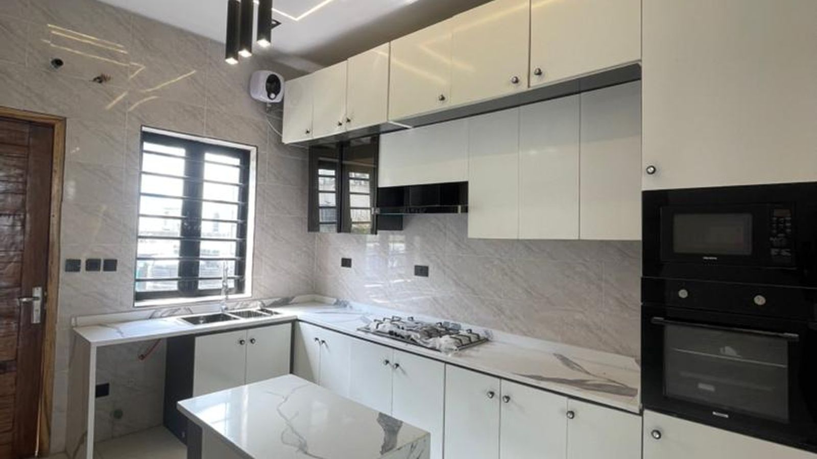 4 Bedroom Semi Detached Duplex