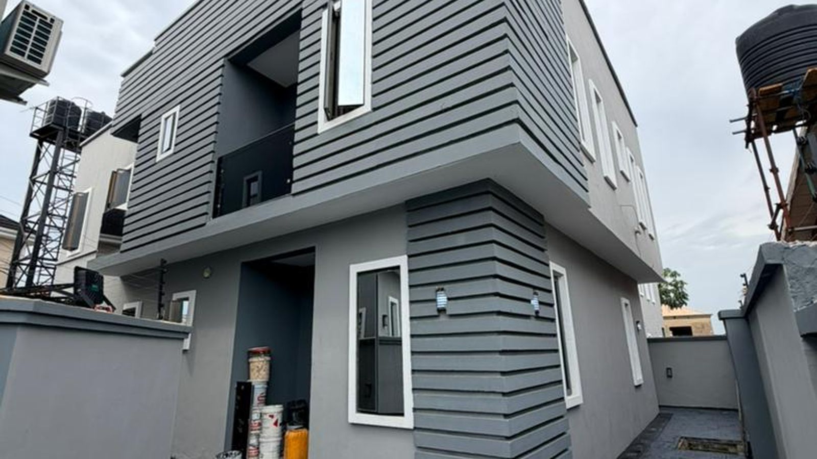 4 Bedroom Fully Detached Duplex