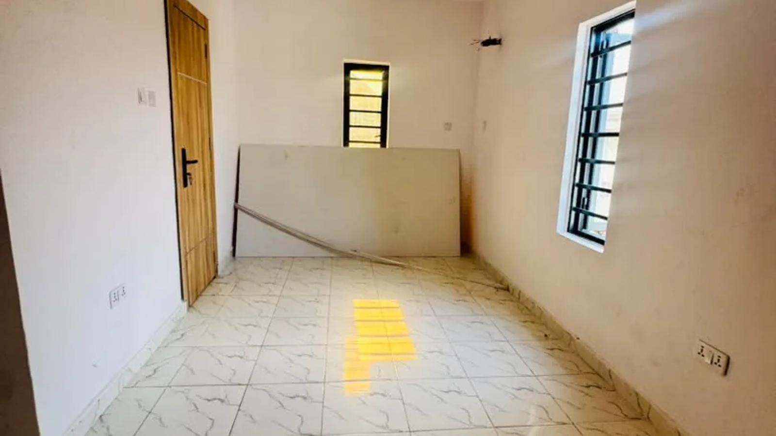 4 Bedroom Semi Detached Duplex