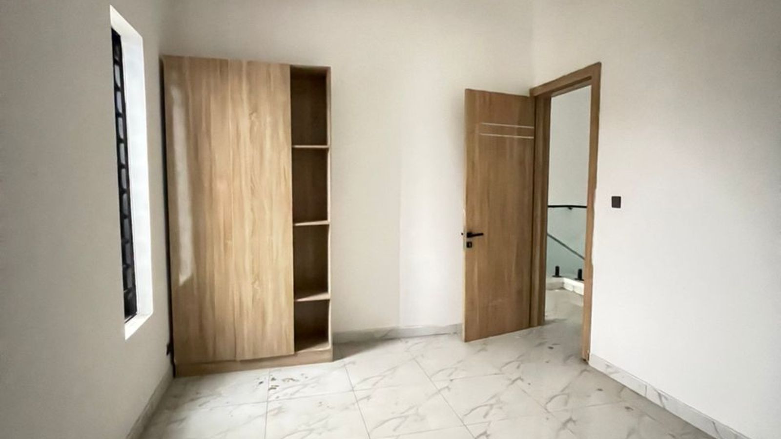 5 Bedroom Fully Detached Duplex