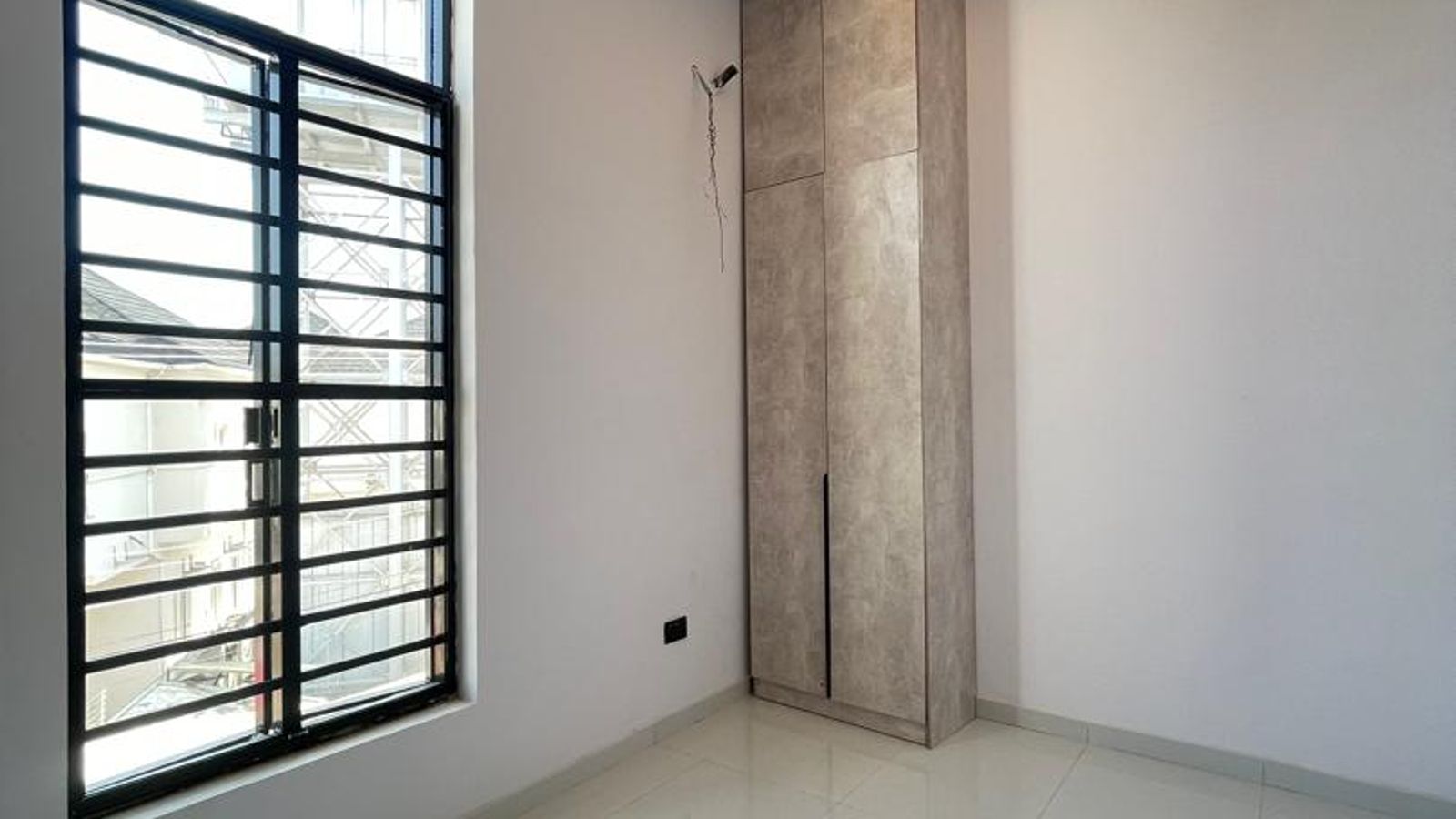 5 Bedroom Fully Detached Duplex