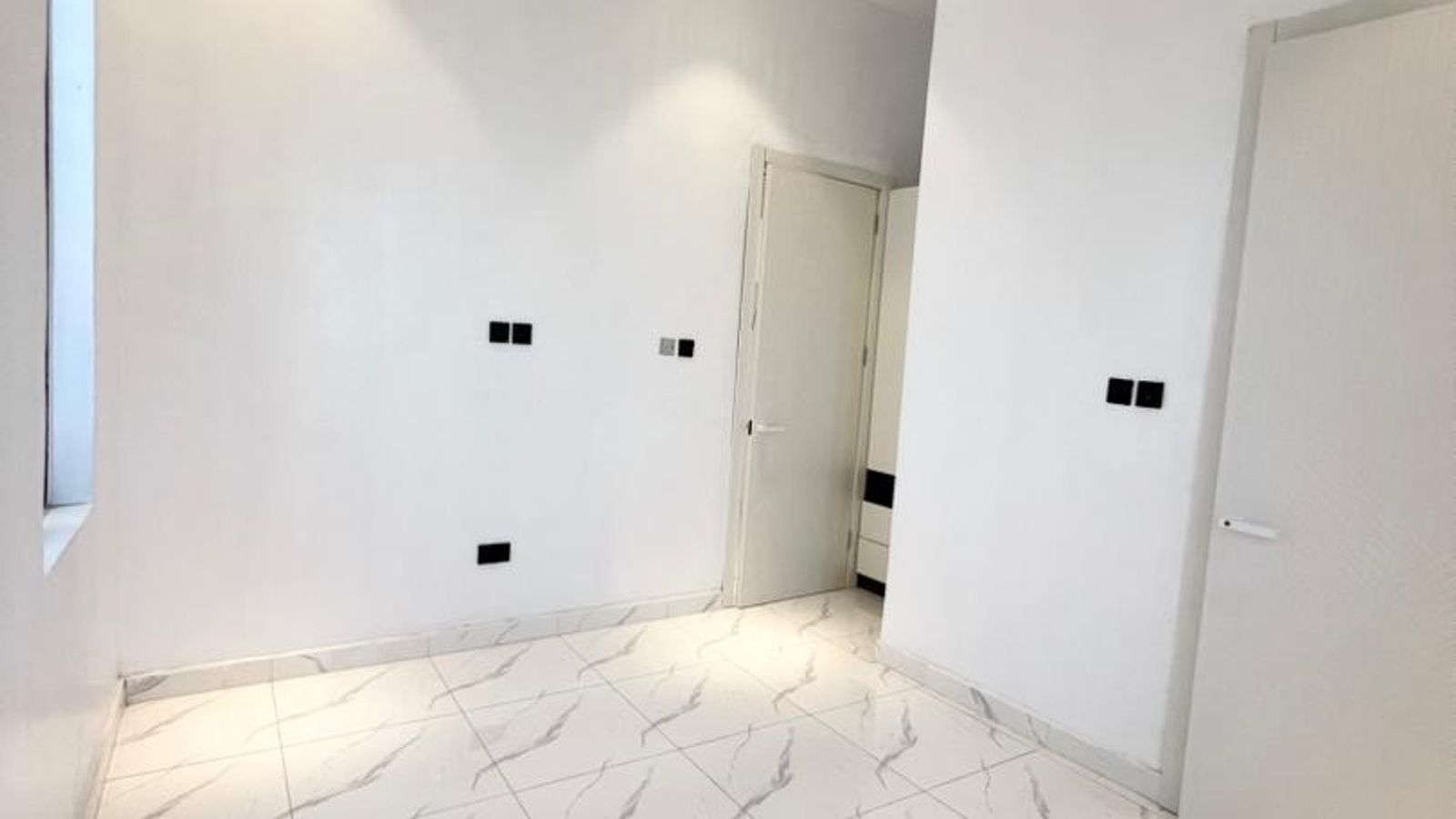 4 Bedroom Fully Detached Duplex