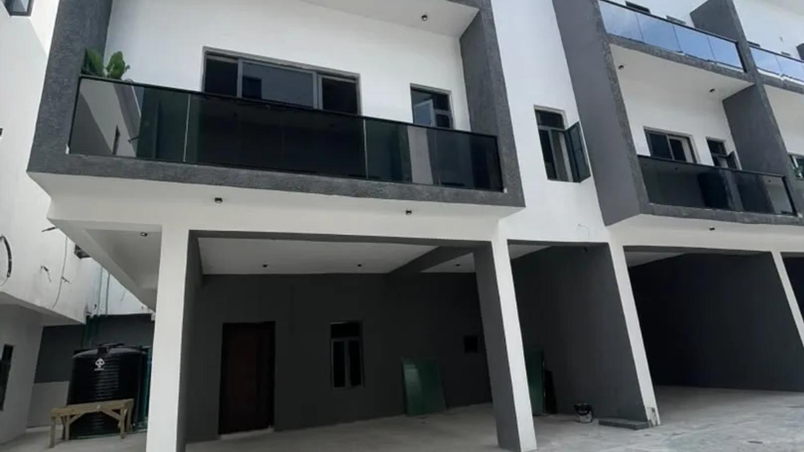 4 BEDROOM TERRACE DUPLEX