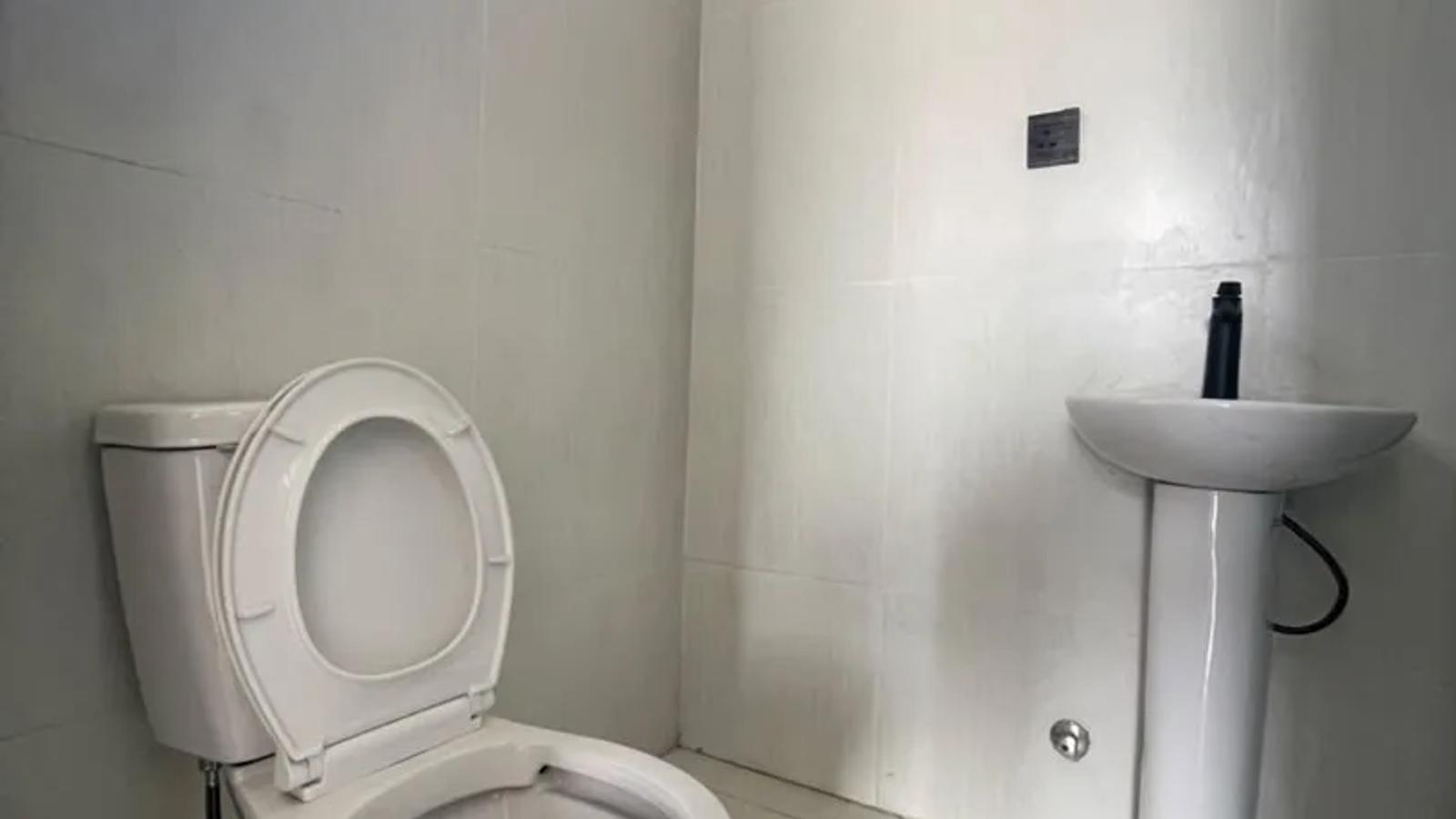 5 Bedroom Fully Detached Duplex